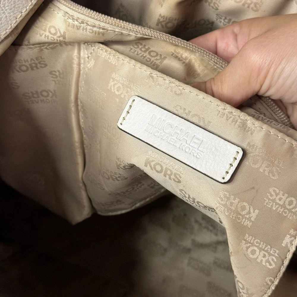 Michael Kors Astor Large Vanilla Leather Tote Bag